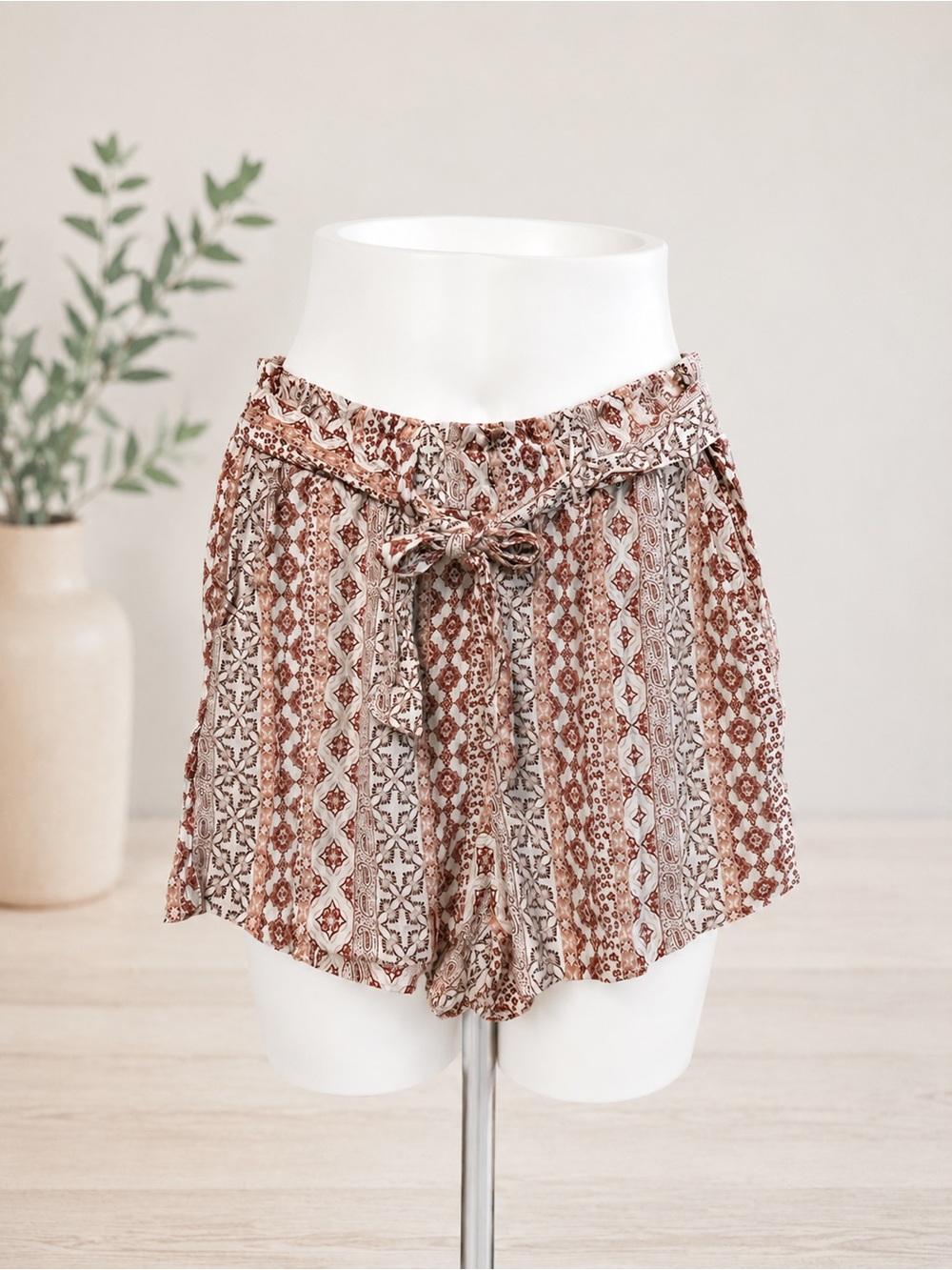 Pink Rose Size Large Rust & Cream Boho Tie-Waist Shorts With Pockets